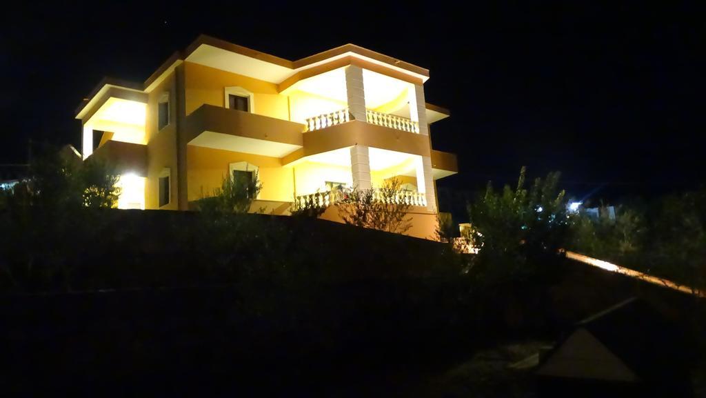 Villa Lions Ksamil Zimmer foto